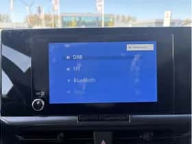 Toyota C-HR (2025) thumbnail 18