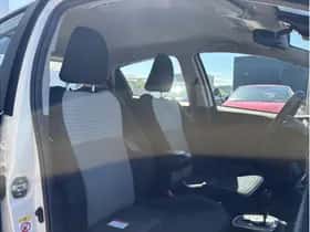 Toyota Yaris (2019) thumbnail 9