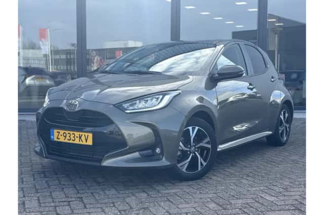 Toyota Yaris (2024) thumbnail 1