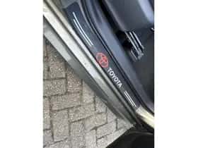 Toyota Yaris (2024) thumbnail 9