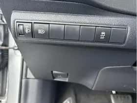 Toyota Corolla (2019) thumbnail 8