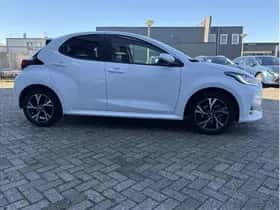 Toyota Yaris (2025) thumbnail 5