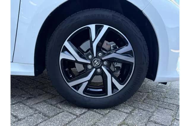 Toyota Yaris (2025) thumbnail 6