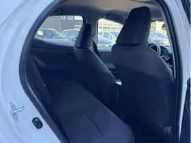 Toyota Yaris (2025) thumbnail 9