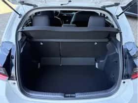 Toyota Yaris (2025) thumbnail 10