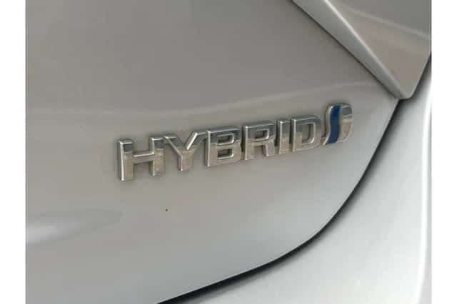 Toyota Yaris (2020) thumbnail 5
