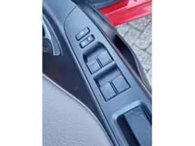 Toyota Yaris (2018) thumbnail 14