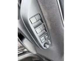 Toyota Yaris Cross (2024) thumbnail 11