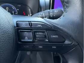 Toyota Yaris Cross (2024) thumbnail 16