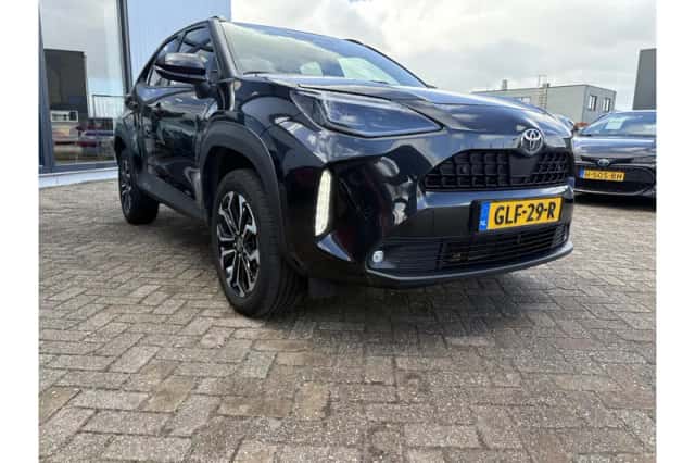 Toyota Yaris Cross (2024) thumbnail 6