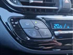 Toyota C-HR (2020) thumbnail 19