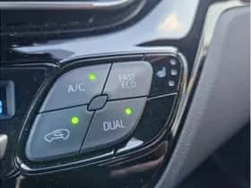 Toyota C-HR (2020) thumbnail 20