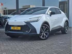 Toyota C-HR (2025) thumbnail 1