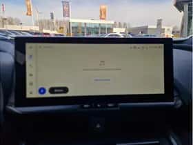 Toyota C-HR (2025) thumbnail 22