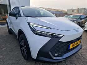 Toyota C-HR (2025) thumbnail 6