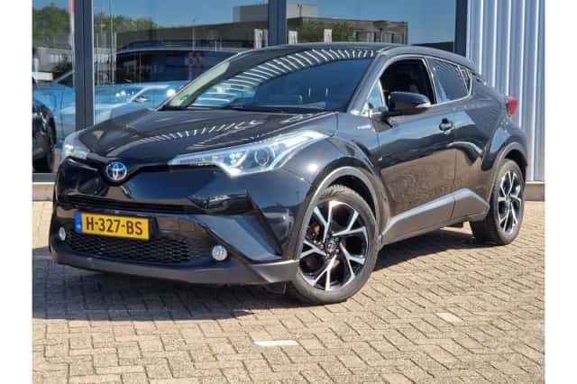 Toyota C-HR (2019) thumbnail 1