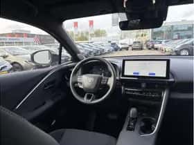 Toyota C-HR (2025) thumbnail 13