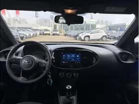 Toyota Aygo X (2025) thumbnail 2