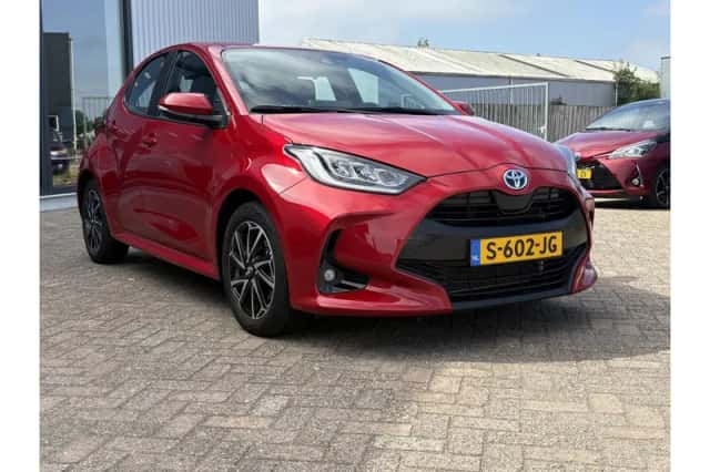 Toyota Yaris (2023) thumbnail 6