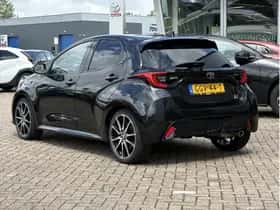 Toyota Yaris (2024) thumbnail 4