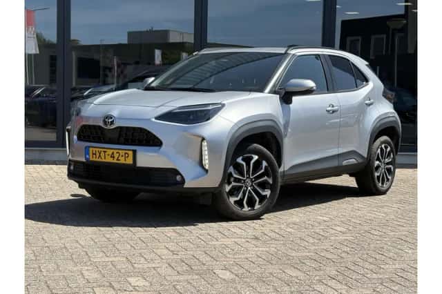 Toyota Yaris Cross (2025) thumbnail 1