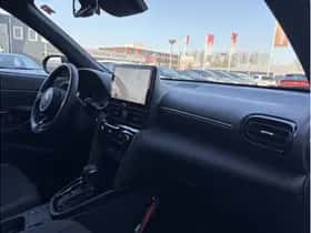 Toyota Yaris Cross (2025) thumbnail 8