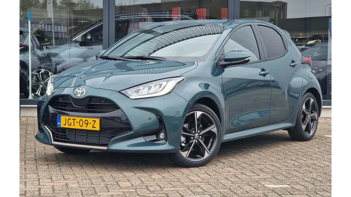 Toyota Yaris (2025) — foto 1