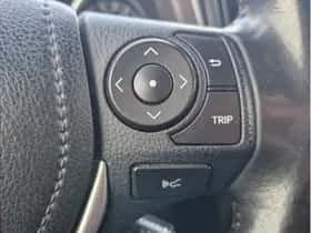 Toyota RAV4 (2018) thumbnail 18