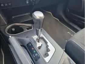 Toyota RAV4 (2018) thumbnail 20