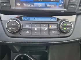 Toyota RAV4 (2018) thumbnail 22