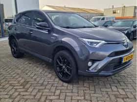 Toyota RAV4 (2018) thumbnail 6