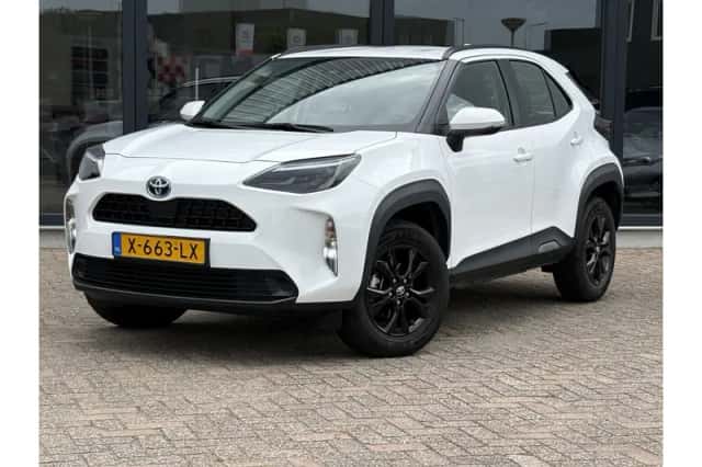 Toyota Yaris Cross (2023) thumbnail 1