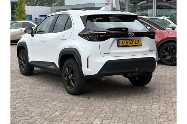 Toyota Yaris Cross (2023) thumbnail 4