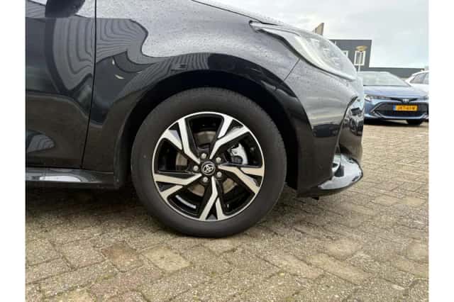 Toyota Yaris (2025) thumbnail 6