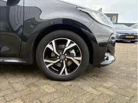 Toyota Yaris (2025) thumbnail 6