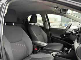 Toyota Yaris (2025) thumbnail 8