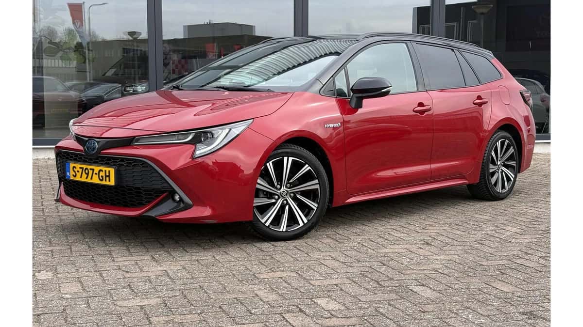 Toyota Corolla (2021) — foto 1