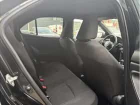 Toyota Yaris Cross (2023) thumbnail 11
