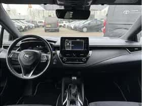 Toyota Corolla (2019) thumbnail 2