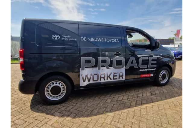 Toyota Proace (2024) thumbnail 5