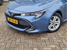 Toyota Corolla (2020) thumbnail 2
