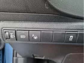 Toyota Corolla (2020) thumbnail 16