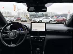 Toyota Yaris Cross (2024) thumbnail 2