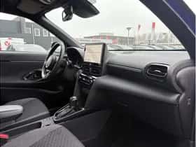 Toyota Yaris Cross (2024) thumbnail 8
