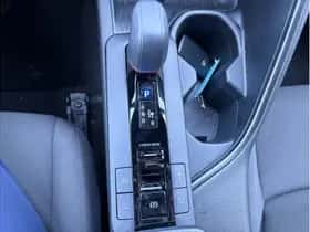 Toyota C-HR (2025) thumbnail 14