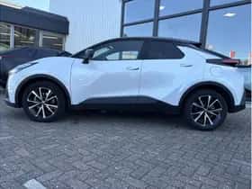 Toyota C-HR (2025) thumbnail 3