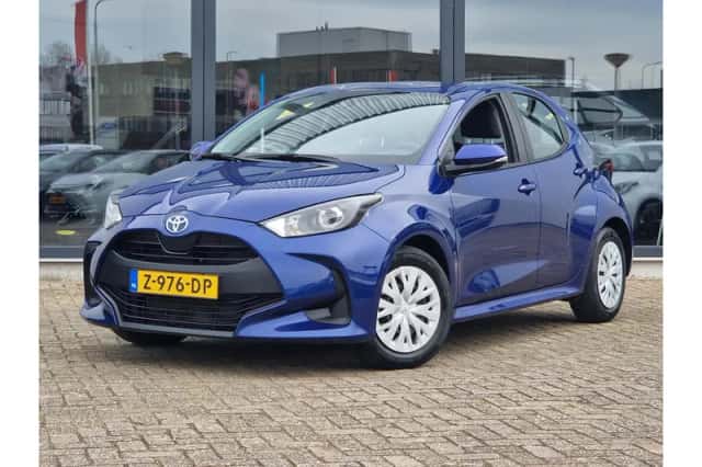 Toyota Yaris (2022) thumbnail 1