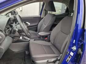 Toyota Yaris (2022) thumbnail 11