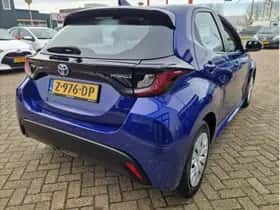Toyota Yaris (2022) thumbnail 4
