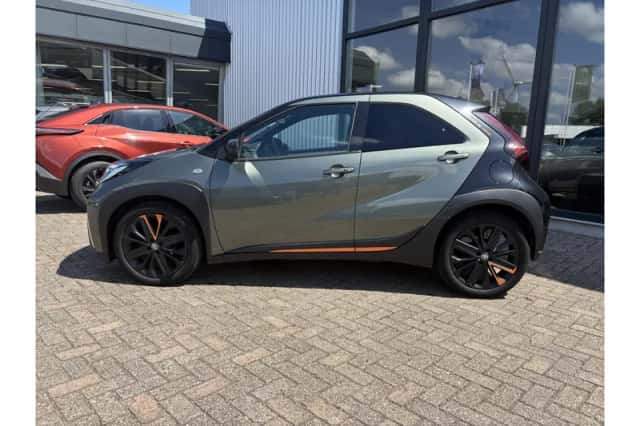 Toyota Aygo X (2022) thumbnail 3